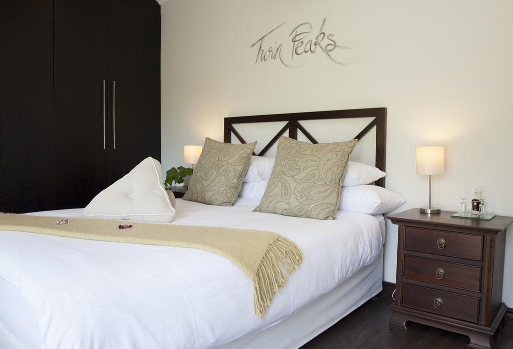 Keren'S Vine Guesthouse Stellenbosch Exterior photo