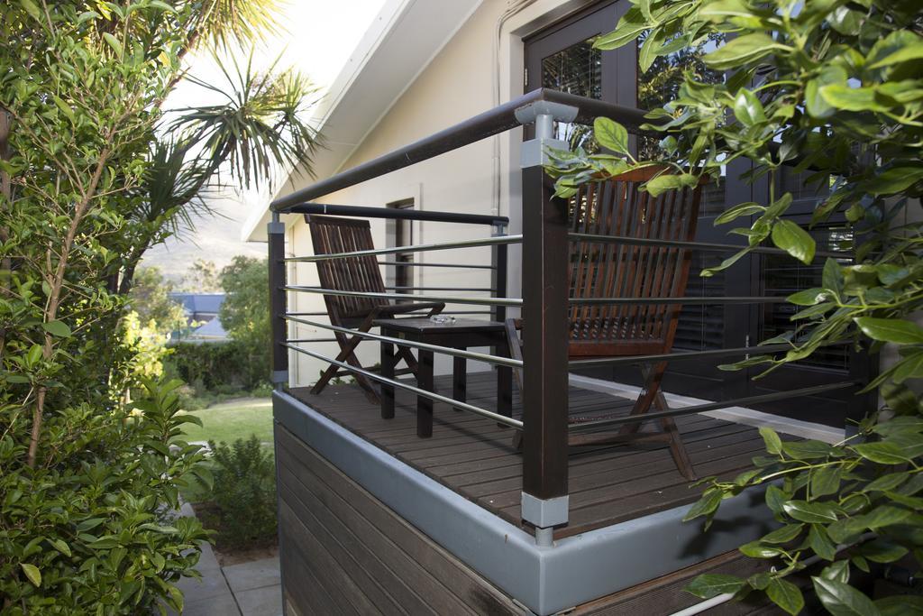 Keren'S Vine Guesthouse Stellenbosch Exterior photo